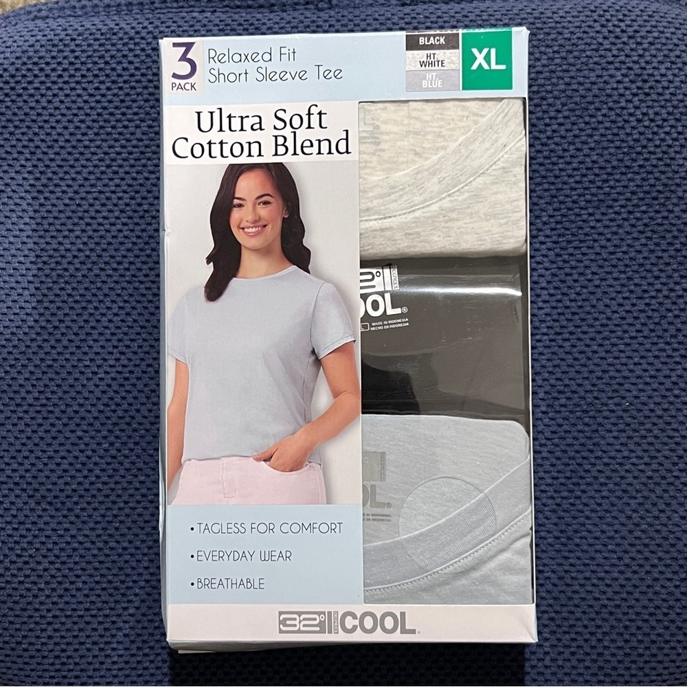 NWT 32 Degrees Cool Ultra Soft 3-Pack White Blue Black Cotton Tee Size XL Womens